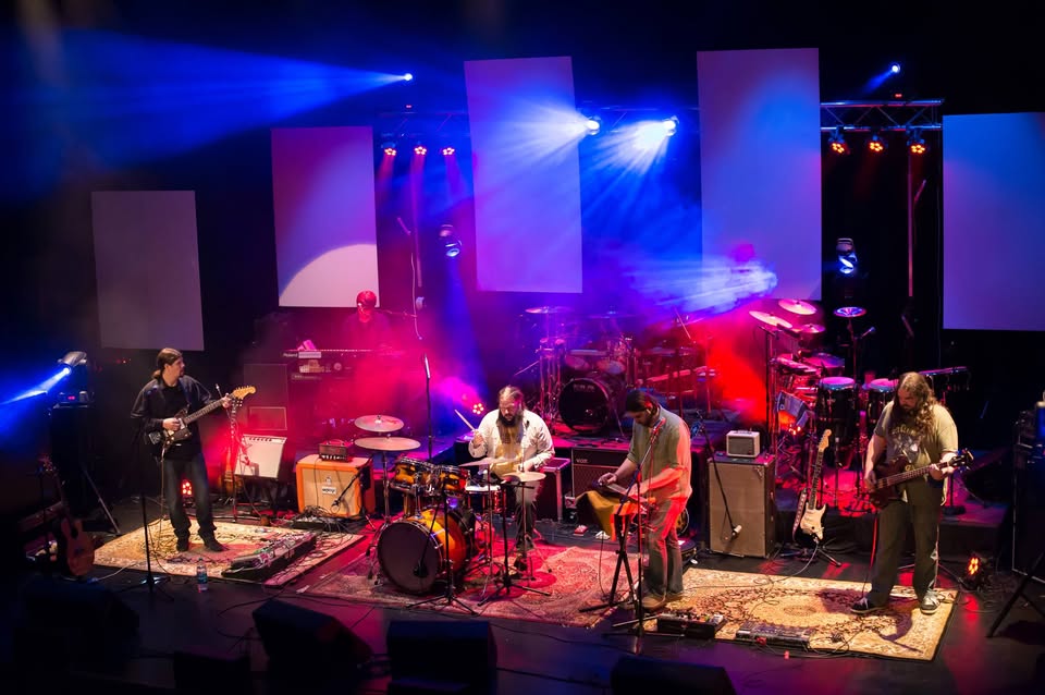 Song Premiere: ‘Lonesome In New York’ by The Blu&nbsp;Skies