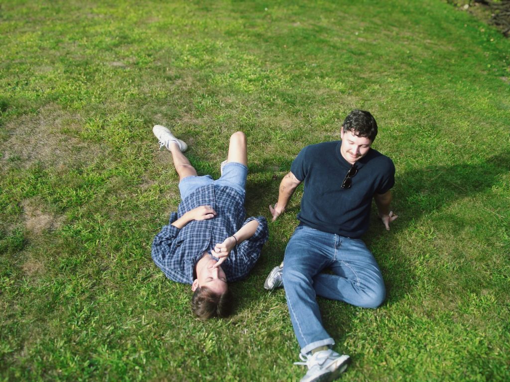 EP Review: Cal in Red – ‘The Days’