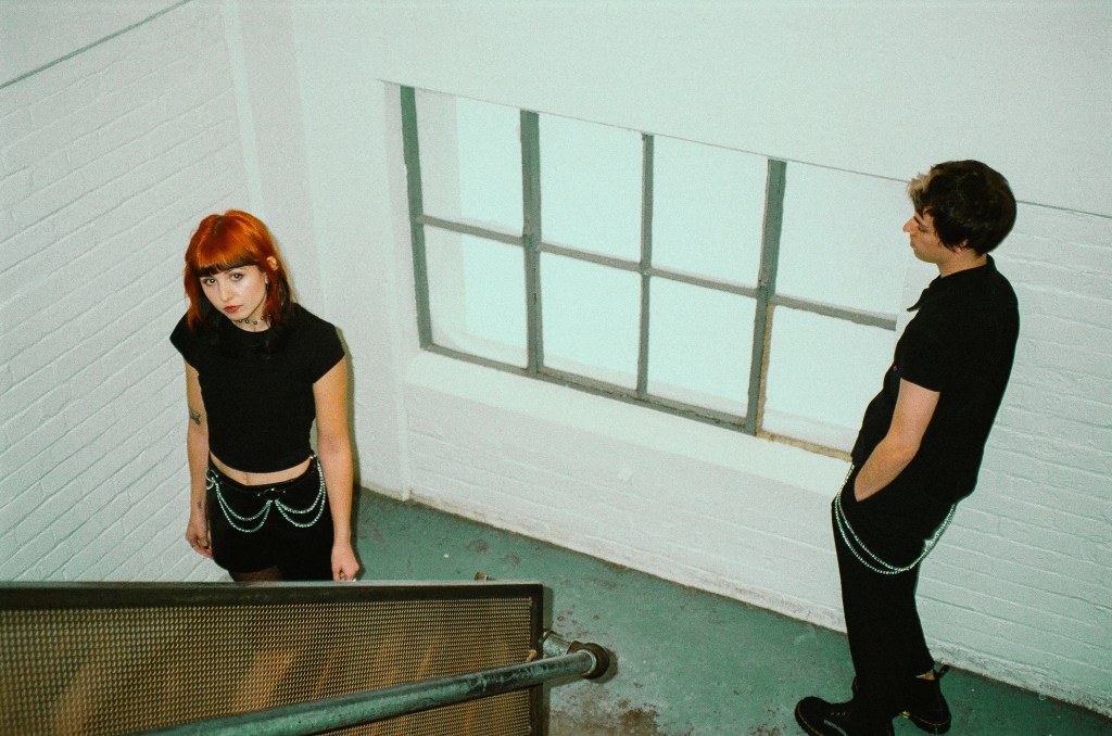 Album Review: sundayclub – ‘SUNDAYCLUB’